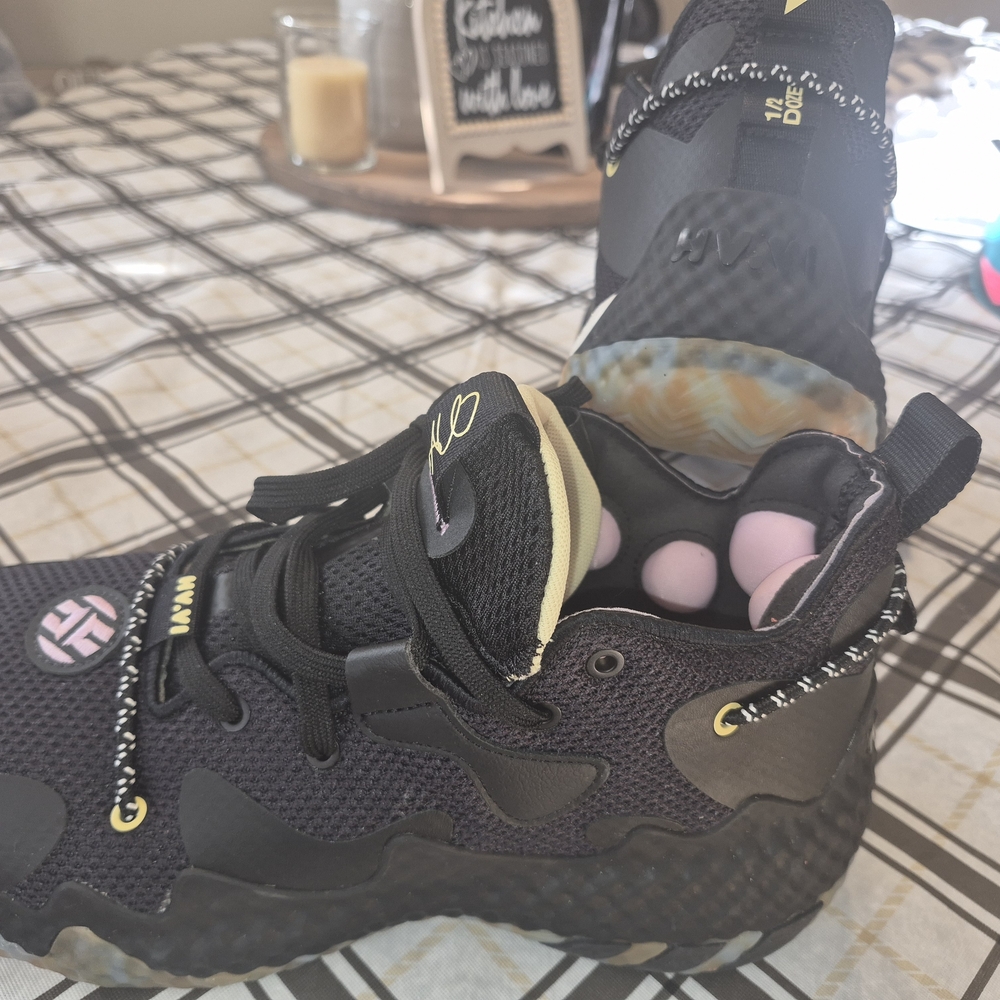 Mens  Black and Gold Sneakers
